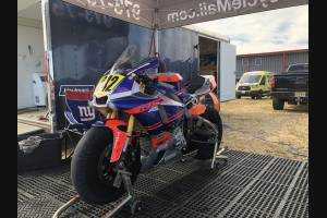 Complete and painted fairings YAMBLFLRE