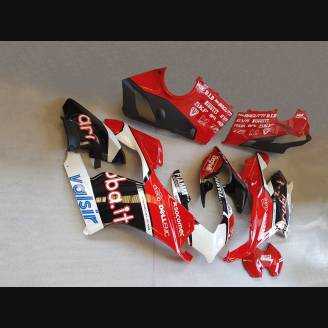 carenado ABS barnizado carrettera Ducati Panigale V4 para escape Akrapovic DUCV4AR17