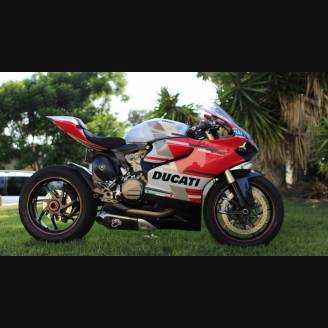 Complete and painted fairings in abs Ducati 899 1199 MT18
