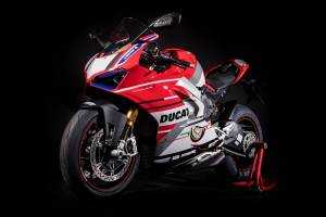 carenado ABS barnizado carrettera Ducati Panigale V4 para escape Akrapovic DUCV4MT18VS2