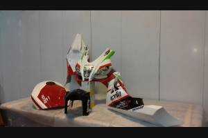 Complete and painted fairings APR15KDSVS1
