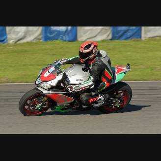 carenado barnizado RSV4RFW17