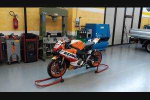 Complete and painted fairings in abs HND CBR 1 D RPS