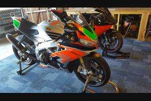 Carénages Abs Aprilia RSV4 peinture APRV4 RF W