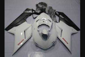 Complete and painted fairings in abs PL848