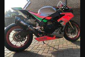 Complete and painted fairings RSV4RFW