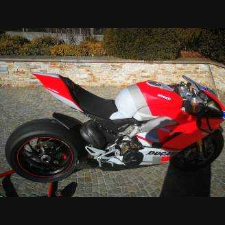 carenado ABS barnizado carrettera Ducati Panigale V4 para escape Akrapovic DUCV4 CSSP