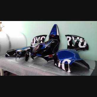 Complete and painted fairings SZ17 RUJ