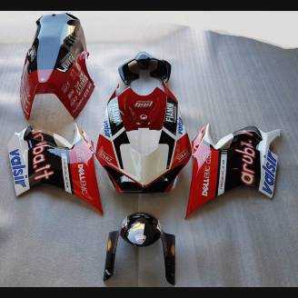 carenado completo con guardabarros Barnizado Colin Neoprene DUCV4AR17