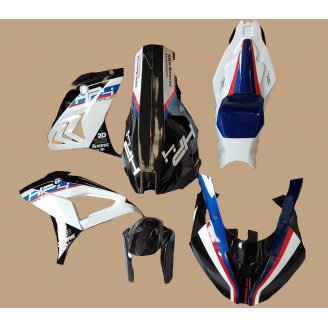 Complete and painted fairings BM15H418