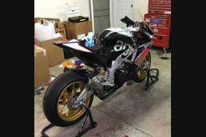 Carenage Racing Peint Aprilia RSV4 2015 - 2020 + crochets rapides gratuit - MXPCRV11788