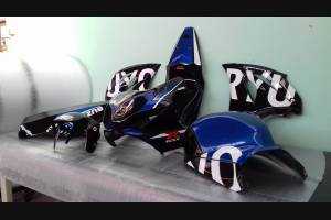 Complete and painted fairings SZ17 RUJ