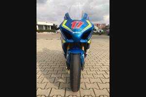 Complete and painted fairings SZ17MT16