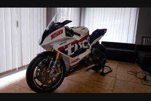Complete and painted fairings TYCO