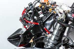 Renn Verkleidungshalter vorne