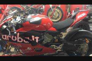 Carénages ABS peinture strett Ducati Panigale V4 pour Akrapovic Échappement DUCV4 SB19