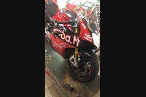 carenado ABS barnizado carrettera Ducati Panigale V4 para escape Akrapovic DUCV4 SB19
