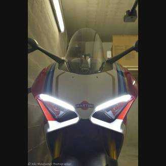 carenado ABS barnizado carrettera Ducati Panigale V4 para escape Akrapovic DUCV4 MRT