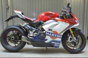 carenado ABS barnizado carrettera Ducati Panigale V4 para escape Akrapovic DUCV4 MRT