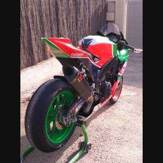 Complete and painted fairings APR15RFWBL