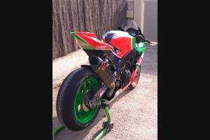 Complete and painted fairings APR15RFWBL