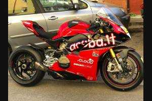 Complete and painted fairings in abs Ducati Panigale V4 for Akrapovic exhaust DUCV4 SB19