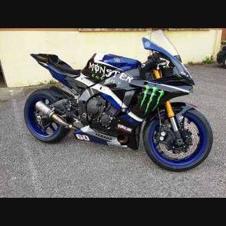 Complete and painted fairings YAMGR17