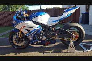 Motoxpricambi Race Package : Complete and racing fairings + Fasteners + Screws SZ17MT16VS2