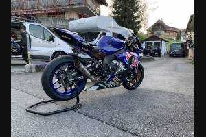 Motoxpricambi Race Package Painted : Complete and racing fairings + Fasteners + Screws YAMR1760 PT18