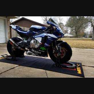 Motoxpricambi Race Package Peint : Carénages + Crochets rapides + Vis YAMR1760 PT18