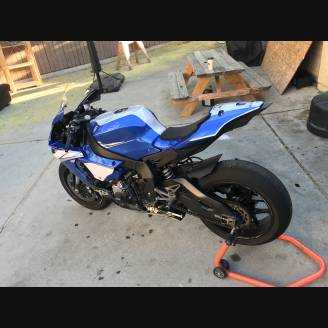 Motoxpricambi Race Package Peint : Carénages + Crochets rapides + Vis YARTVS2