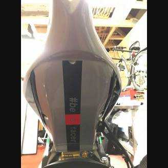 Carénages peinture RSV4RFW no Fluo