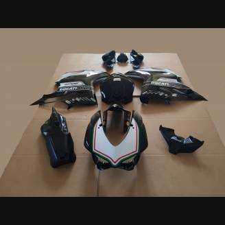 Complete and painted fairings CORSE TRICOLORE