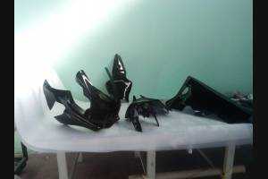 Painted Race Fairings Yamaha R1 2015 - 2019 in 2 Colours like the picture + stickers 