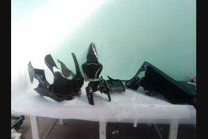 Painted Race Fairings Yamaha R1 2015 - 2019 in 2 Colours like the picture + stickers 