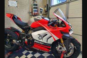 Carene stradali in abs verniciate compatibili con Ducati Panigale V4R per scarico Akrapovic - MXPCAV12079