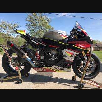 Carenage Racing Peint Aprilia RSV4 2015 - 2019 - MXPCRV12386