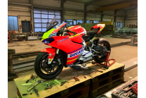 Complete and painted fairings with back seat original seat MT18Pers Fluo OPC