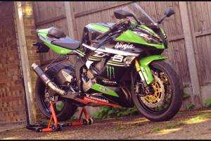 carenado barnizado SBK 2016