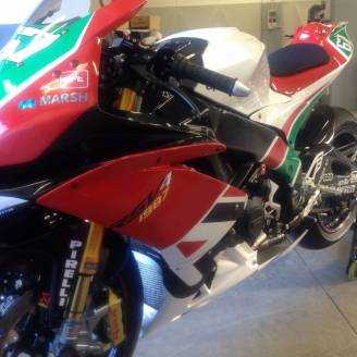 carenado barnizado Aprilia RSV4 2009 - 2014 +, tornillos, tornillos rapidos MXPCRV12450
