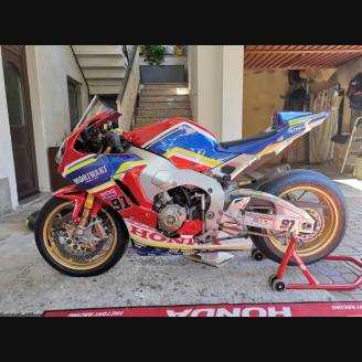 Lackierte Rennverkleidung Honda Cbr 1000 RR 2017 - 2019 - MXPCRV11810