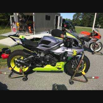 Lackierte Rennverkleidung Yamaha R1 2015 - 2019 - MXPCRV12665