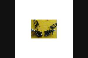 Estriberas Atrasadas en Ergal Suzuki Gsxr 1000 2007 - 2008 - MXPPAE1722