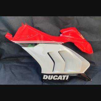 Carenados en abs pintados para la calle con Ducati Panigale V4 V4S para escape Akrapovic 2020 - 2021 - MXPCAV12786