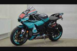 Carene Racing Verniciate Yamaha R1 2015 - 2019 + viti, ganci rapidi -MXPCRV12870