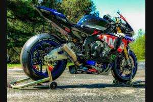 Carenado Racing Pintado Yamaha R1 2015 - 2019 + tornillos, tornillos rapidos -MXPCRV12873