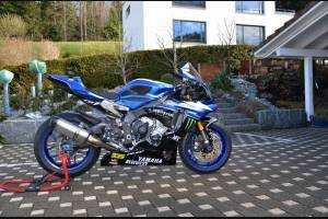 Carenado Racing Pintado Yamaha R1 2020 - 2021 + tornillos, tornillos rapidos -MXPCRV12876