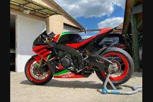 Carenado Racing Pintado Aprilia RSV4 2015 - 2020 + tornillos, tornillos rapidos - MXPCRV11850