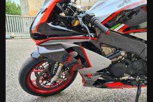 Lackierte Rennverkleidung Aprilia RSV4 2015 - 2020 + Schrauben, Schnellverschlüsse - MXPCRV13913