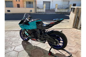 Carenage Racing Peint Yamaha R1 2020 - 2022 + crochets rapides - MXPCRV14250